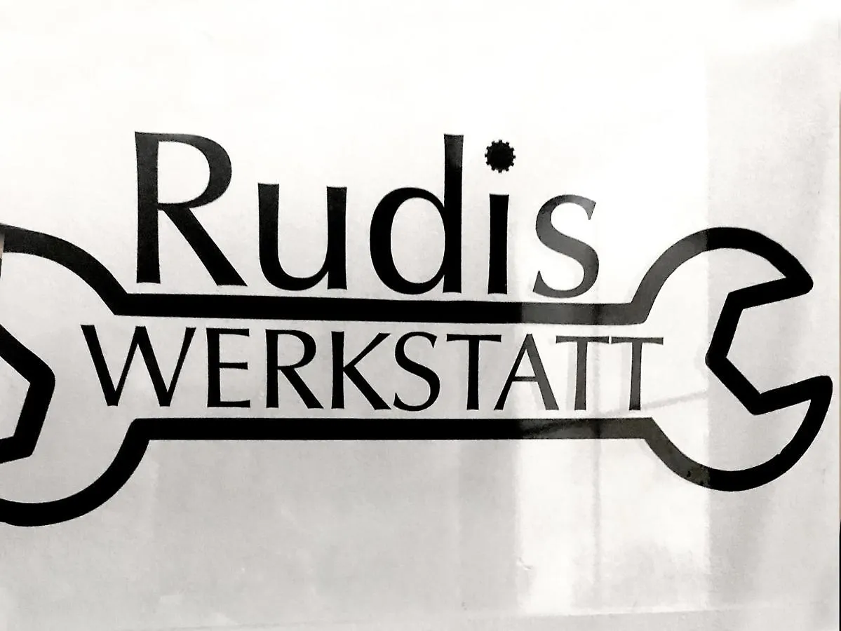 Rudis Werkstatt Apartment Bremen